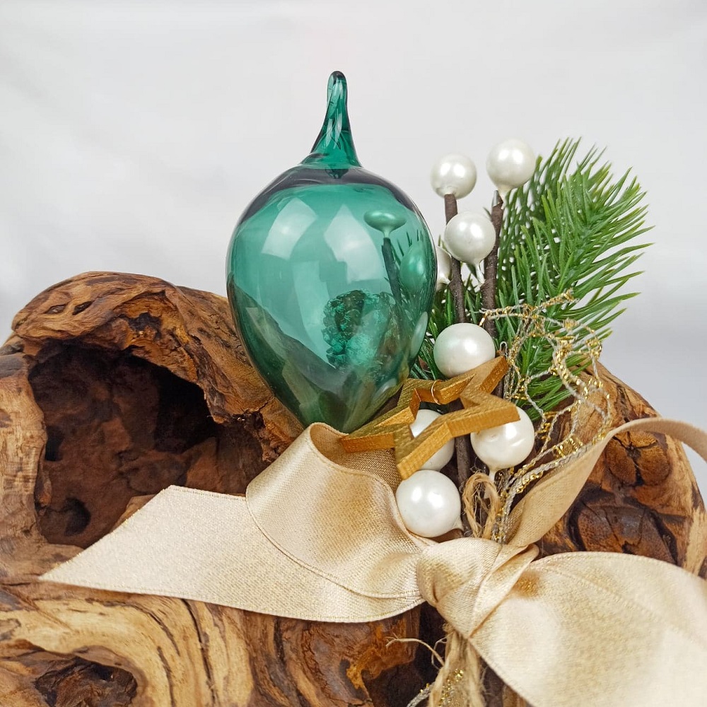 boule de noel Dacry teal gros plan
